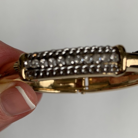 Gold tone and crystal bangle bracelet - Picture 3 of 7